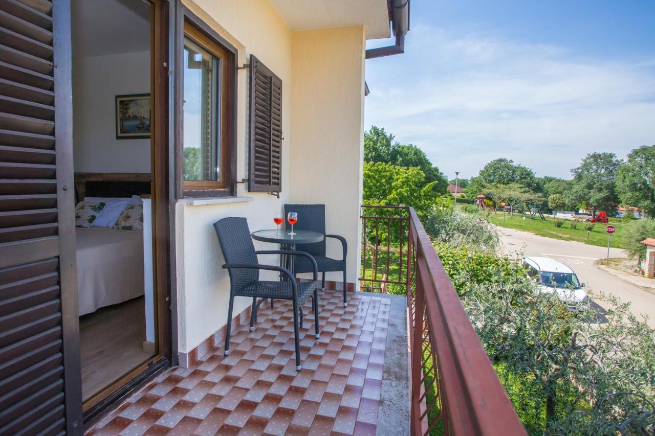 Apartment Anna Пореч Экстерьер фото