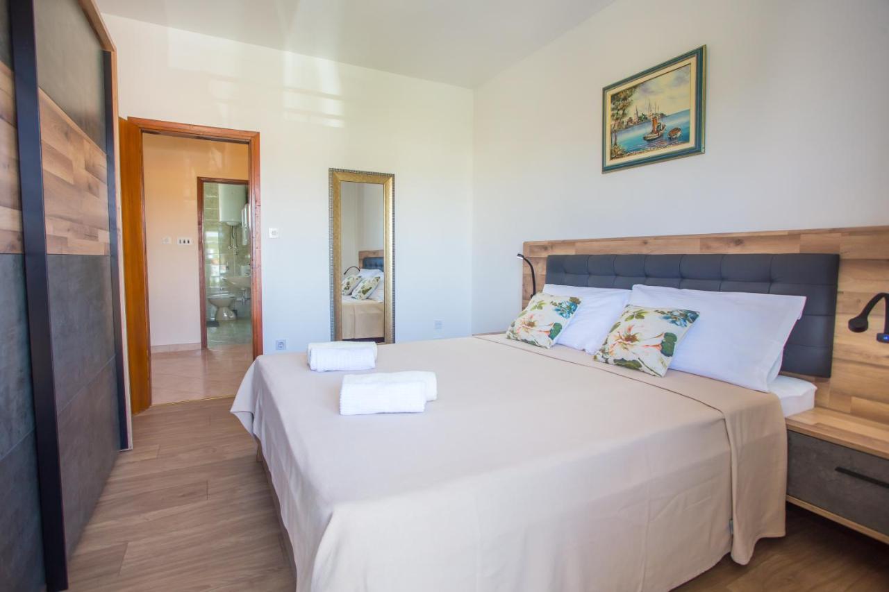 Apartment Anna Пореч Экстерьер фото