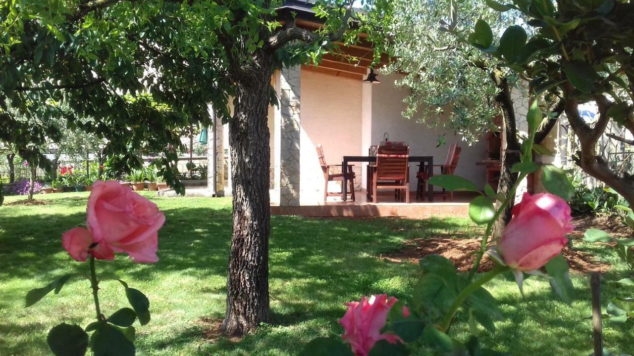 Apartment Anna Пореч Экстерьер фото